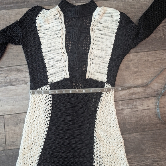 Andrea Almeida Black And White Crochet Greta Mini Dress Xs - Picture 10 of 16